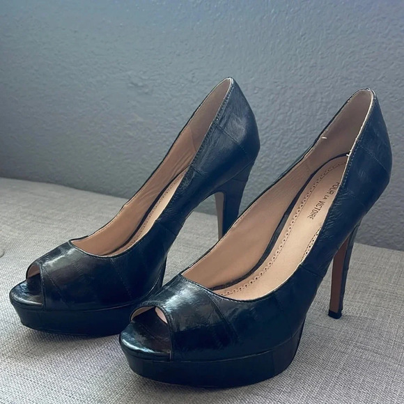 Pour La Victoire "Angelie" Eel Peep Toe Platform Heels, black - Picture 1 of 10